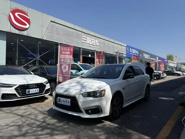 Wingshen 2016 1.8L manual black and white replica