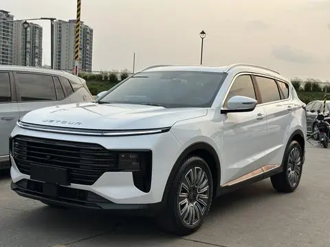 Jietu X70 PLUS 2025 1.5T 6DCT luxury version 5 seats