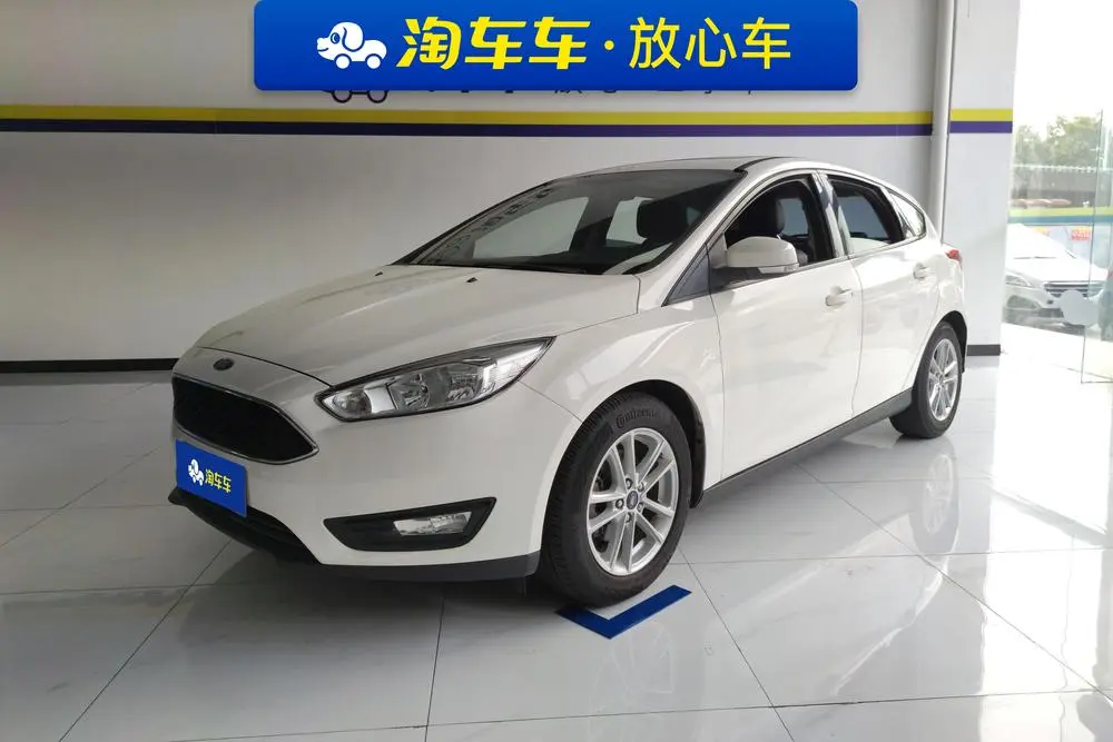 Focus 2018 Classic Edition Hatchback 1.6L Automatic Fashion Smart Travel Edition