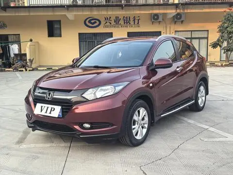 Binzhi 2015 1.8L CVT two-wheel drive elite model