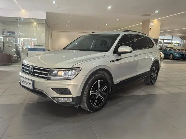 Tiguan L 2021 280TSI automatic two-wheel drive smart version