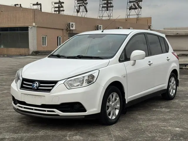 Venucia R50 2016 1.6L automatic elite version