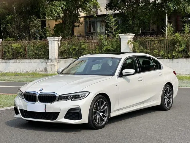 BMW 3 Series 2020 320Li M Sports Package