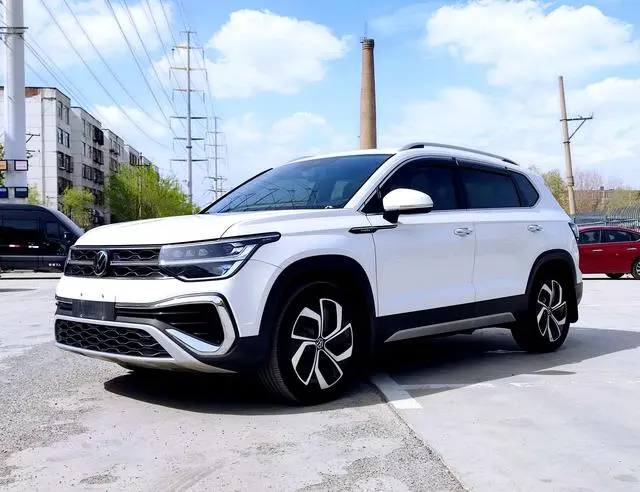 Tuyue 2023 300TSI two-wheel drive full moon version