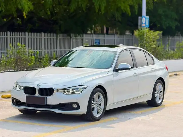 BMW 3 Series 2017 318i Fashion Model