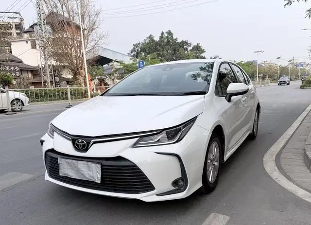 Corolla 2021 1.5L CVT Pioneer Edition