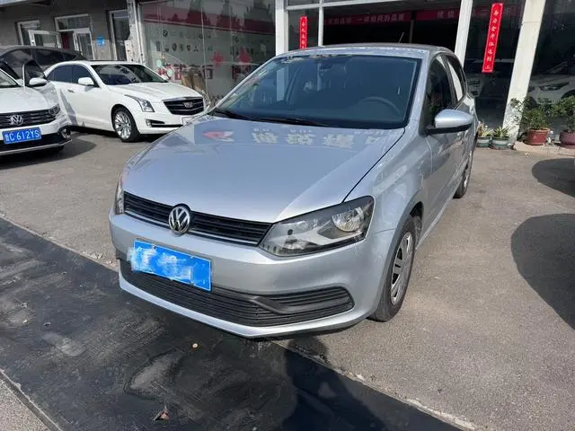 Polo 2014 1.4L manual fashion version