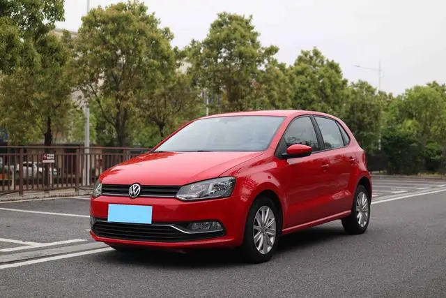 Polo 2018 1.5L automatic safety model