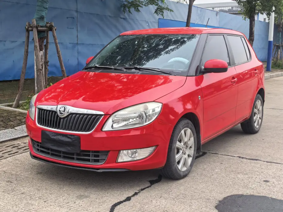 Fabia 2012 1.4L automatic Crystal Edition
