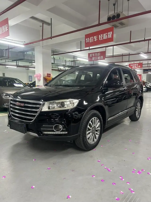 Haval H6 2017 red label sports version 1.5T automatic two-wheel drive luxury model