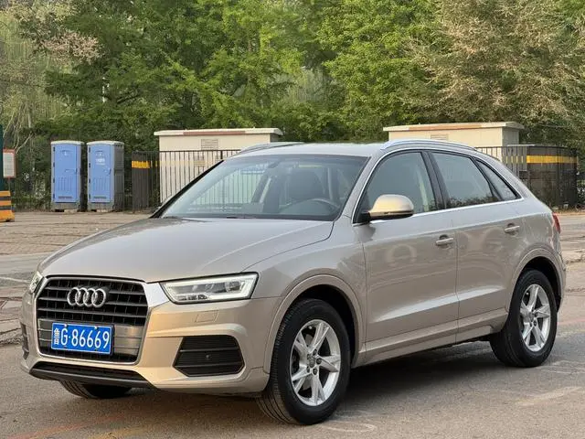 Audi Q3 2018 30th Anniversary Model 30 TFSI Fashion Model