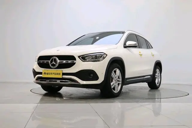 Mercedes-BenzGLA 2020 GLA 180