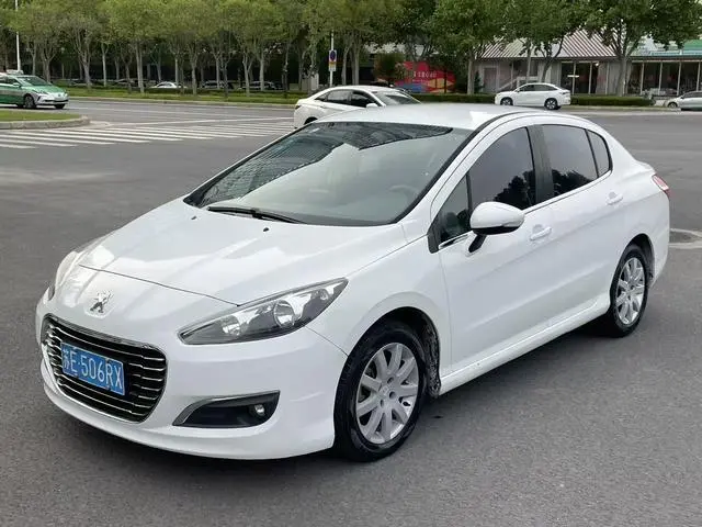 Peugeot 308 2013 1.6L automatic premium model