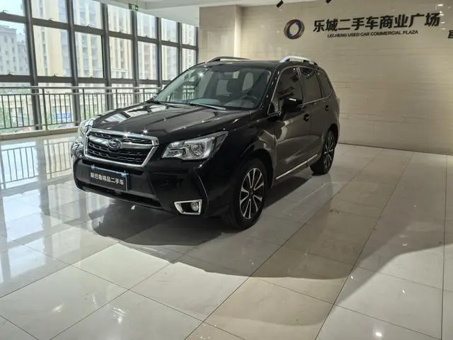 FORESTER 2016 2.0i Fashion Navigation Edition
