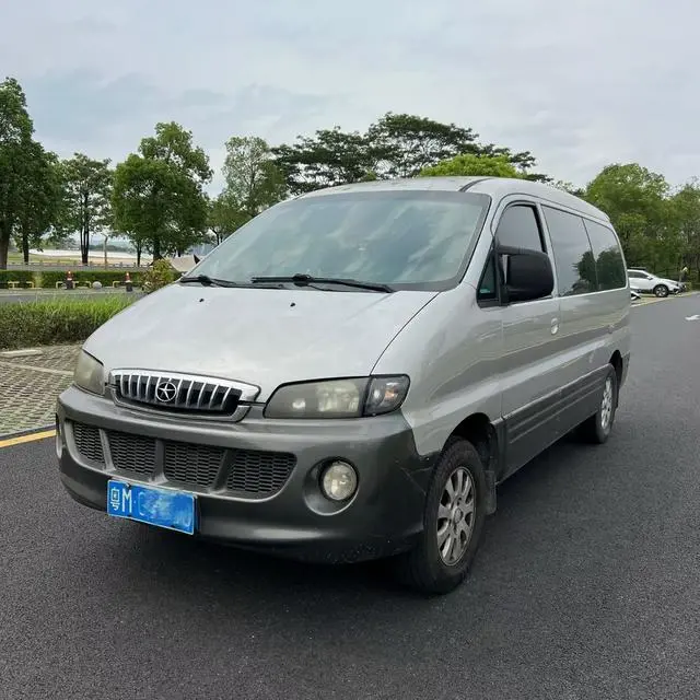 Refine M5 2014 1.9T diesel manual business version
