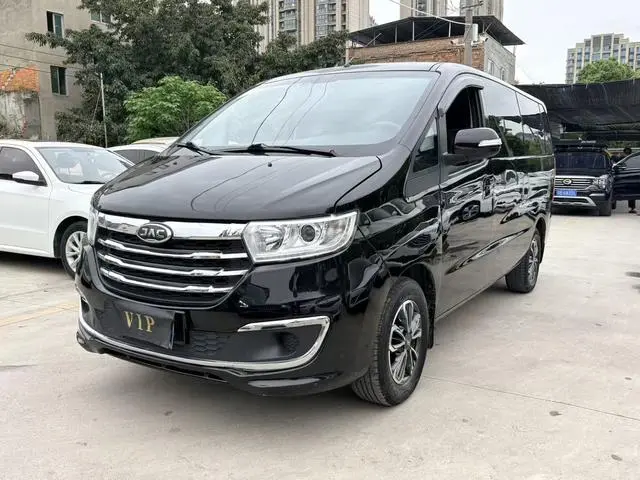 Refine M3 2019 PLUS 1.8L 7-seater Elite Edition