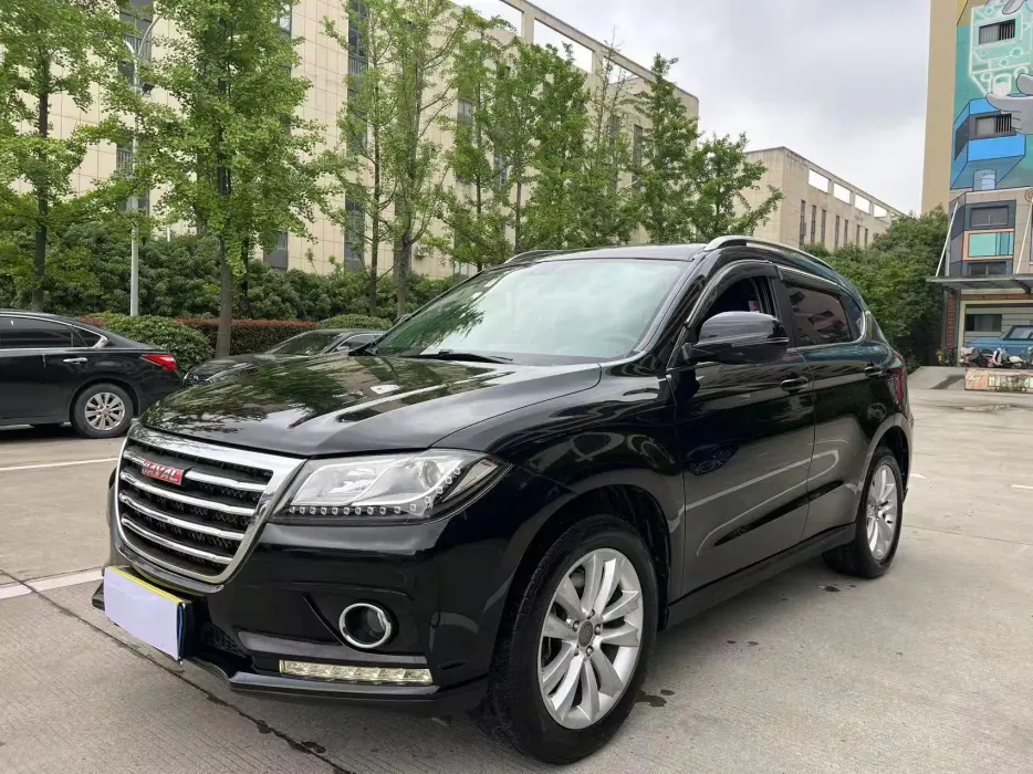 Haval H2 2016 Red Label 1.5T automatic two-wheel drive luxury model