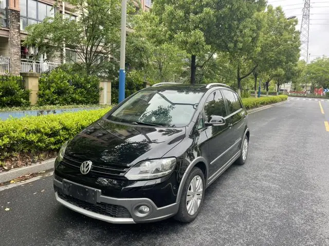 Golf (Imported) 2011 1.4TSI Cross Golf