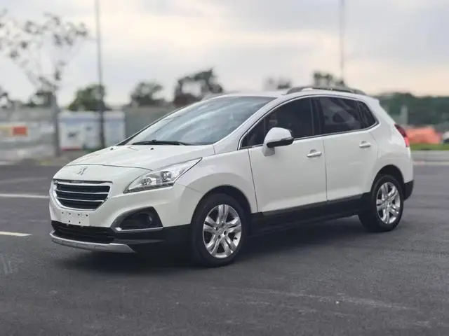 Peugeot 3008 2015 2.0L automatic trendy version