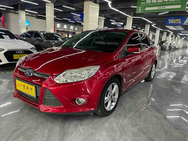 Focus 2012 sedan 1.6L automatic comfort type