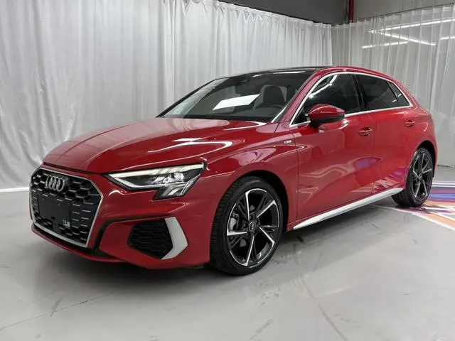 Audi A3 2021 Sportback 35 TFSI stylish and sporty