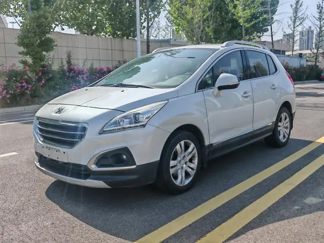 Peugeot 3008 2015 2.0L automatic trendy version