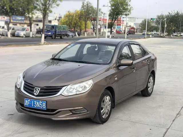 Baojun 630 2013 1.5L manual standard type
