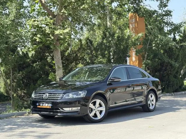 Passat 2015 1.8TSI DSG Royal Edition