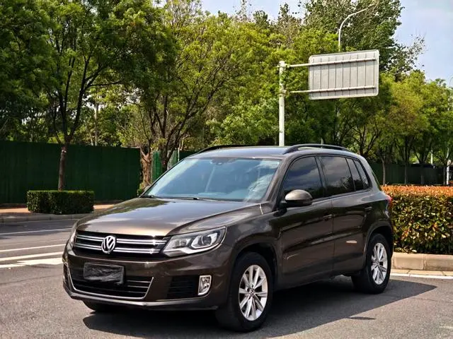 Tiguan 2015 1.8TSI automatic two-wheel drive comfort version