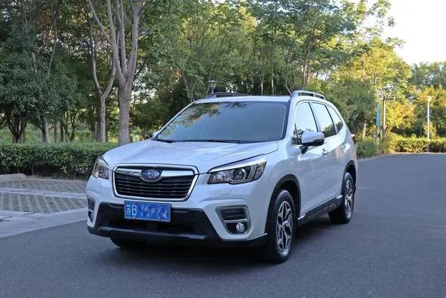 FORESTER 2020 2.0i Deluxe Edition EyeSight