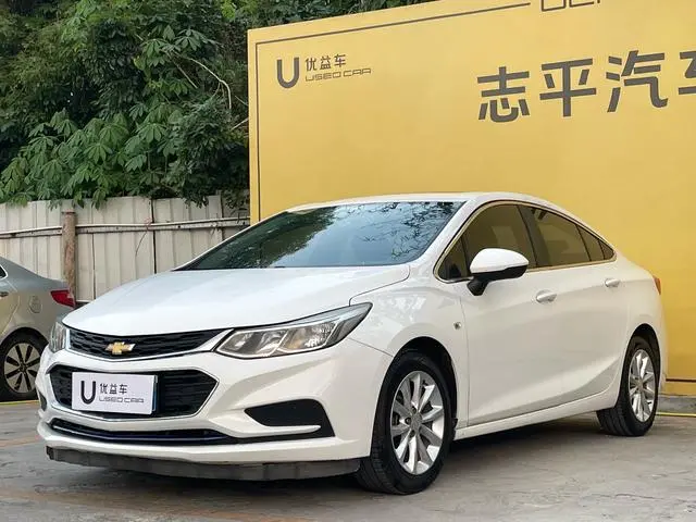 Cruze 2017 1.5L Automatic Pioneer Sunroof Edition