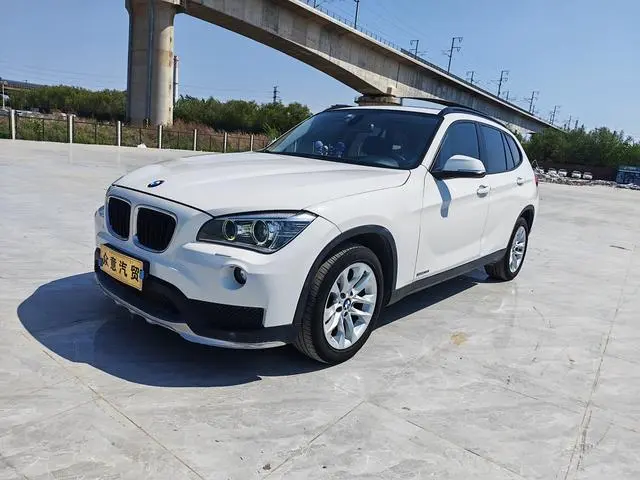 BMW X1 2014 sDrive18i Fashion Model