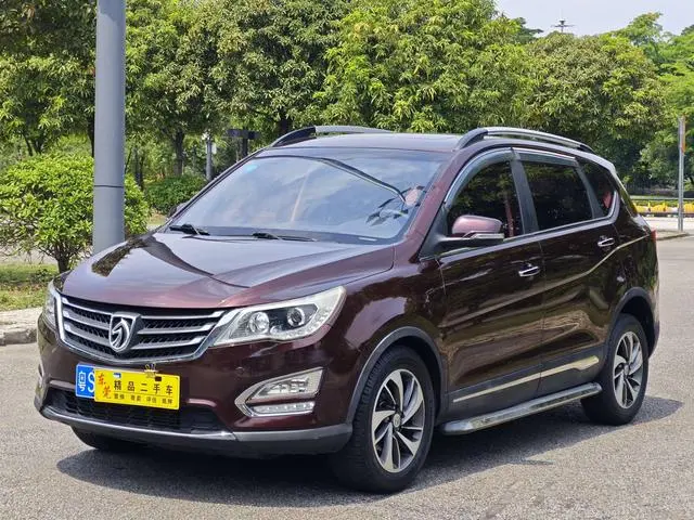Baojun 560 2016 1.5T manual luxury model