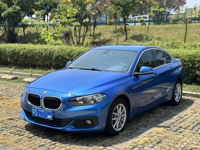 BMW 1 Series 2018 118i Fashion Model