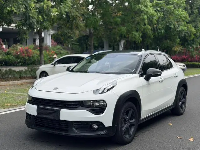 Lynk & Co 02 2018 1.5T DCT two-wheel drive pure Lite version National V