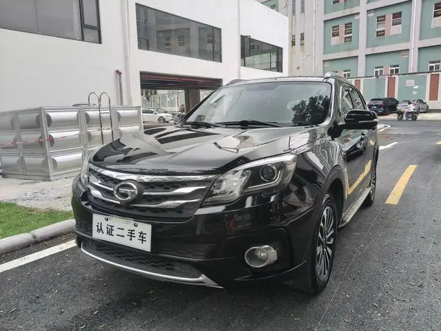 Trumpchi GS5 Super 2015 2.0L automatic two-wheel drive luxury navigation version