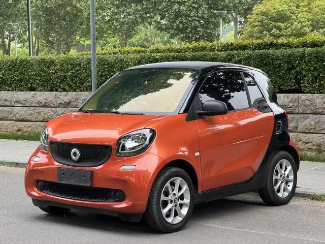 smart fortwo 2015 1.0L 52kW hardtop smart version