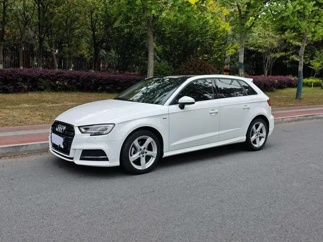 Audi A3 2019 Sportback 35 TFSI Fashion Type National V