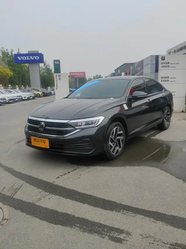 Sagitar 2025 facelift 2 300TSI DSG transcendent version