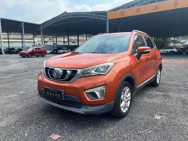 Changan CS15 2016 1.5L manual fashion version