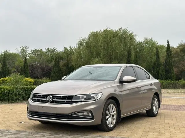 Bora 2021 1.5L automatic luxury smart connected version
