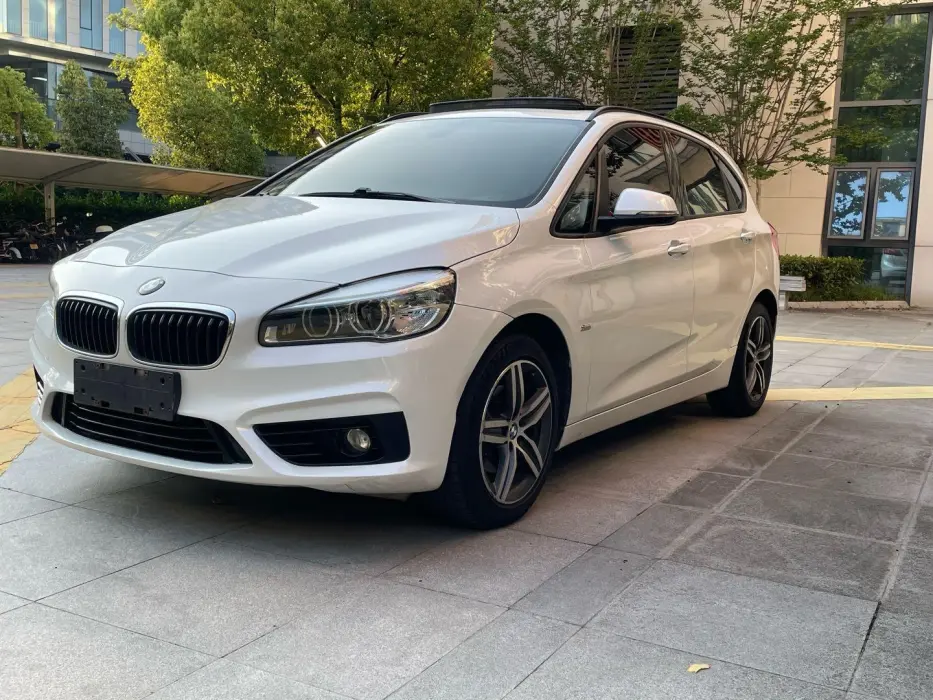 BMW 2 Series Station Wagon 2018 218i Fashion Model