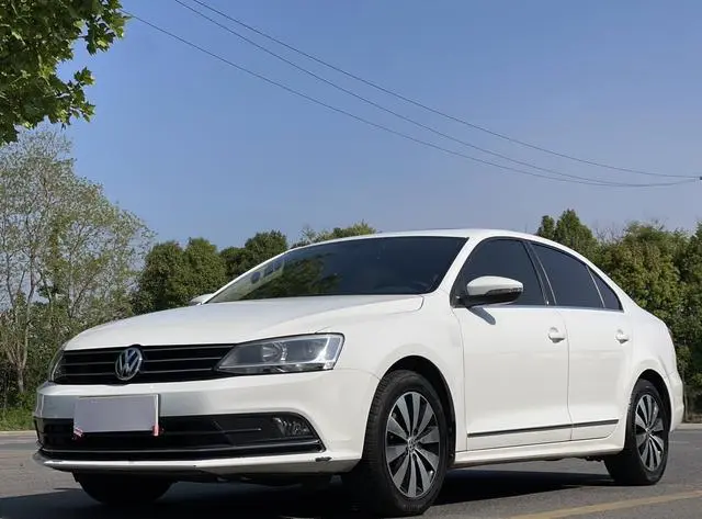 Sagitar 2018 1.6L automatic comfort model