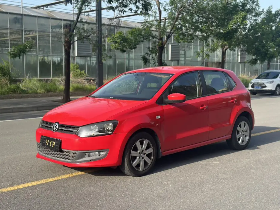 Polo 2013 1.4L automatic comfort version