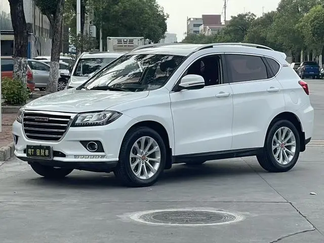 Haval H2 2017 Red Label 1.5T automatic two-wheel drive luxury model
