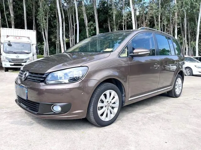 Touran 2013 1.4T automatic smart version 5 seats