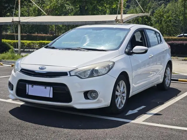 Kia K3S 2014 1.6L automatic GLS