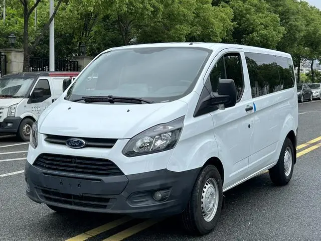 Transit 2019 2.0T diesel multi-functional commercial vehicle short-axle low-roof 6-seater National VI