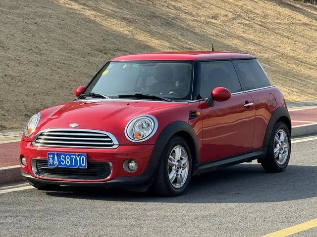 MINI 2013 1.6L ONE limited edition first model