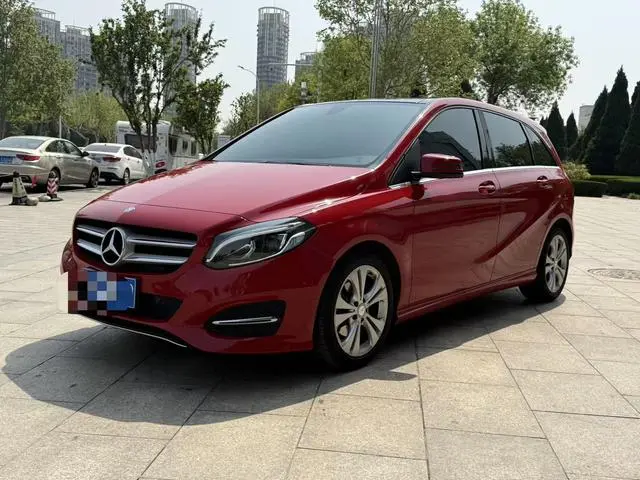 Mercedes-Benz B-Class 2015 B 200 Fashion Model